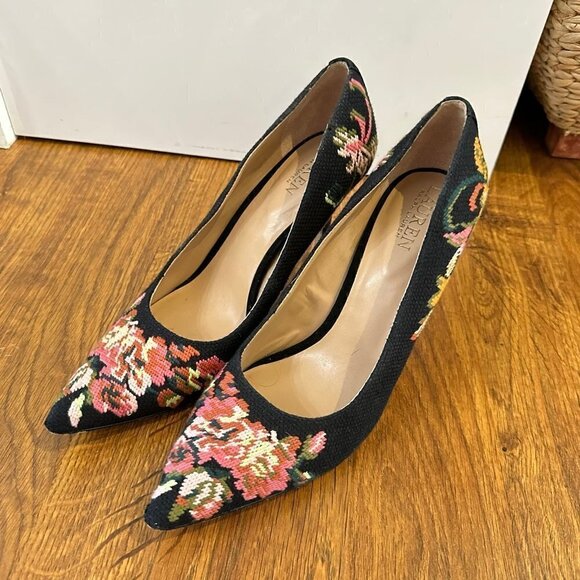 Ralph Lauren Lindella II Needlepoint & Suede Pump - Picture 4 of 10